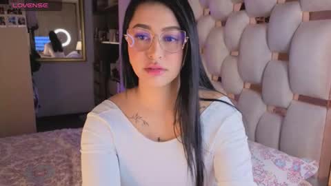 Ashley online show from October 2025 03:09:02 AM