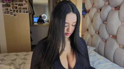 Ashley online show from April 2026 07:16:02 PM