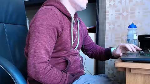 asterion51 online show from February 2026 02:43:02 PM