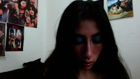 Asterothxznikki online show from December 2024 12:18:02 PM