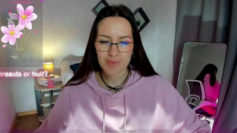 Snapshot of asti_bubbles chatting on May 2026 01:36:02 AM Asti online show from May 2026 01:36:02 AM