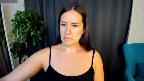 Snapshot of asti_bubbles chatting on June 2026 08:26:01 AM Asti online show from June 2026 08:26:01 AM