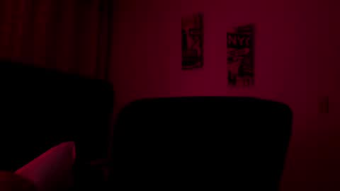 Snapshot of astonhills chatting on September 2025 01:33:01 AM astonhills online show from September 2025 01:33:01 AM