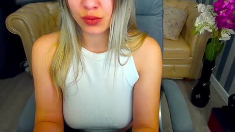 Asta online show from December 2024 03:05:02 PM