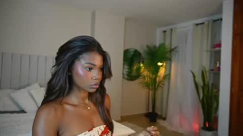 Astrea online show from April 2026 12:02:02 AM