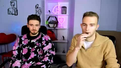 astren online show from December 2025 10:09:01 AM