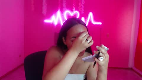 Astrid online show from February 2026 07:35:01 PM