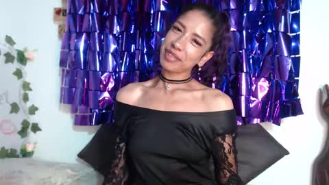 Astrid online show from March 2026 10:49:02 PM