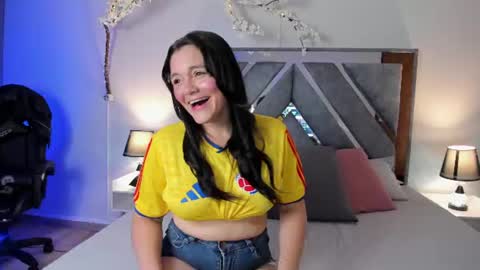 Snapshot of astrid_williams_ chatting on June 2026 02:24:02 AM Astrid online show from June 2026 02:24:02 AM