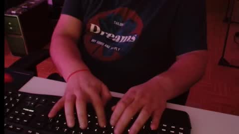 Leo online show from November 2025 09:26:01 PM