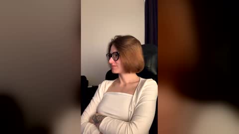 asya_new online show from April 2026 11:23:01 AM