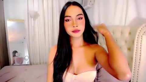 Sam online show from October 2025 05:24:02 PM