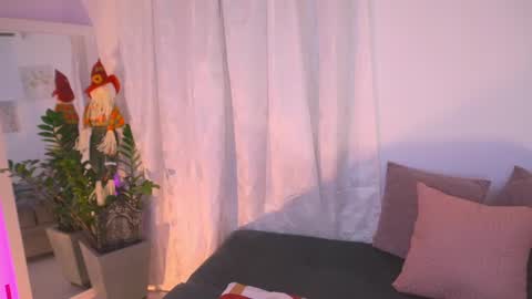 atena676 online show from October 2025 01:28:01 AM