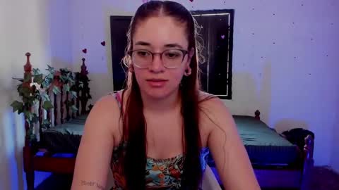 Snapshot of atenas__05 chatting on December 2024 07:06:01 PM atenas online show from December 2024 07:06:01 PM