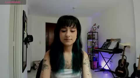 Snapshot of atenea_dragon__ chatting on June 2026 06:13:02 PM Atenea online show from June 2026 06:13:02 PM