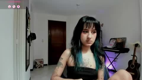Snapshot of atenea_dragon__ chatting on July 2026 07:09:01 PM Atenea online show from July 2026 07:09:01 PM