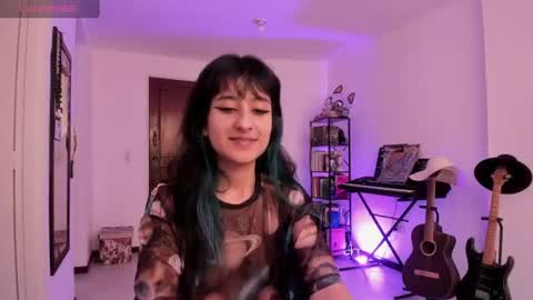 Snapshot of atenea_dragon__ chatting on July 2026 09:06:02 PM Atenea online show from July 2026 09:06:02 PM