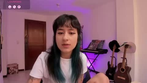 Snapshot of atenea_dragon__ chatting on July 2026 08:27:01 PM Atenea online show from July 2026 08:27:01 PM