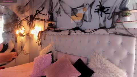 ATENEA online show from November 2025 01:35:02 PM