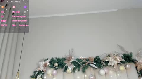 ATENEA ROBERTS Sofia online show from December 2024 01:18:02 AM