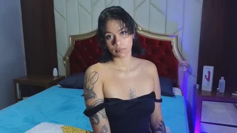 Snapshot of atenea_sky_ chatting on October 2025 04:28:01 PM Athenea sky online show from October 2025 04:28:01 PM
