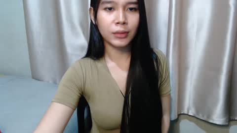 Athena online show from December 2024 07:41:02 PM
