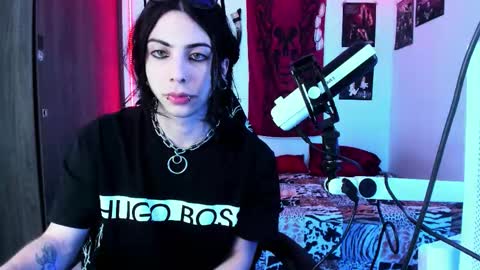 Snapshot of atheneoo_ chatting on October 2025 06:31:01 AM athenauwu online show from October 2025 06:31:01 AM