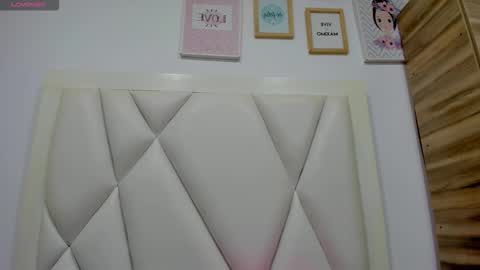 Atilana Diaz online show from March 2026 05:17:01 PM