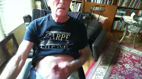 Snapshot of atlhung9 chatting on October 2025 10:10:01 PM Atlhung9 online show from October 2025 10:10:01 PM