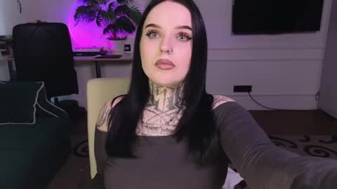 online every day between 10am-23pm online show from April 2026 07:57:01 AM