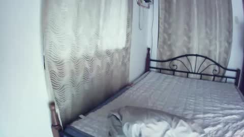 aubrey_xx online show from November 2025 11:58:02 PM