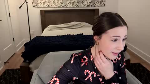 Snapshot of audreyjones03 chatting on December 2024 08:50:01 PM Miss Audrey online show from December 2024 08:50:01 PM