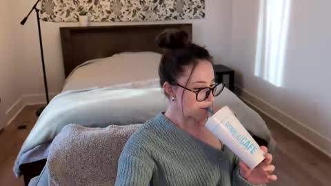 Snapshot of audreyjones03 chatting on March 2025 11:04:01 PM Miss Audrey online show from March 2025 11:04:01 PM