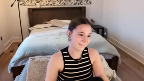 Snapshot of audreyjones03 chatting on March 2025 09:53:01 PM Miss Audrey online show from March 2025 09:53:01 PM