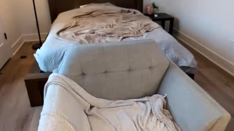 Snapshot of audreyjones03 chatting on March 2025 09:04:01 PM Miss Audrey online show from March 2025 09:04:01 PM