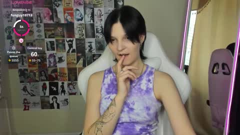 Snapshot of audreyykim chatting on October 2025 09:51:01 AM Audrey online show from October 2025 09:51:01 AM