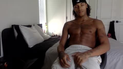 augiexrated online show from April 2026 04:36:02 PM