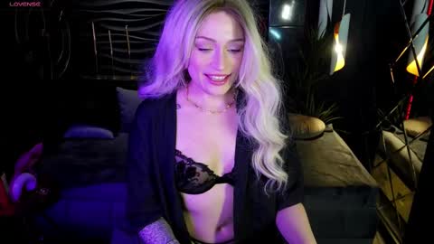 Snapshot of augustine_magnetic chatting on February 2025 06:32:02 AM Augustine online show from February 2025 06:32:02 AM