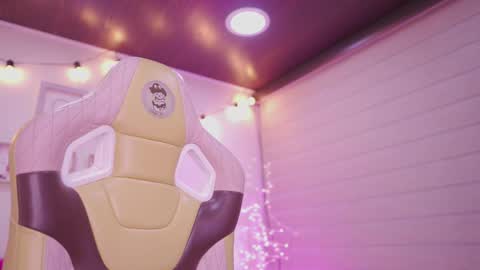 Snapshot of aura_rouss chatting on February 2026 02:04:02 AM aura_rouss online show from February 2026 02:04:02 AM