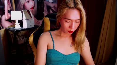 Miss awra online show from December 2024 09:02:02 AM