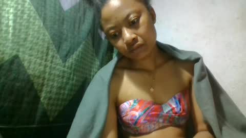 Snapshot of aurelie08 chatting on June 2026 02:13:02 AM aurelie08 online show from June 2026 02:13:02 AM