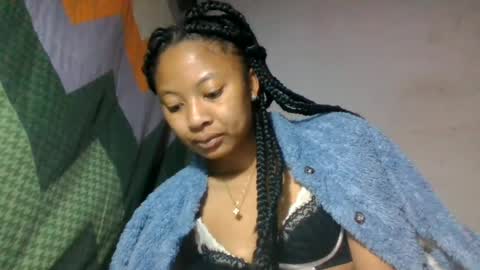 Snapshot of aurelie08 chatting on June 2026 03:18:02 AM aurelie08 online show from June 2026 03:18:02 AM