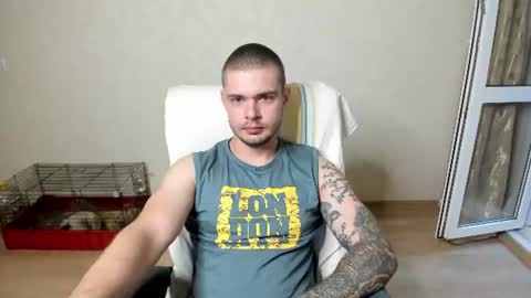 Snapshot of aurelius_x1 chatting on July 2026 03:35:01 AM Maks online show from July 2026 03:35:01 AM