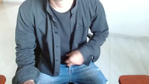 Snapshot of aureliv1 chatting on May 2026 10:26:01 PM Aureliano online show from May 2026 10:26:01 PM