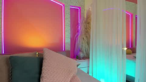 Snapshot of aurora_aaa chatting on December 2024 07:43:02 PM Aurora online show from December 2024 07:43:02 PM