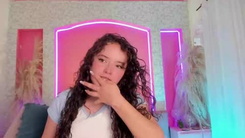 Snapshot of aurora_aaa chatting on January 2025 07:46:01 PM Aurora online show from January 2025 07:46:01 PM