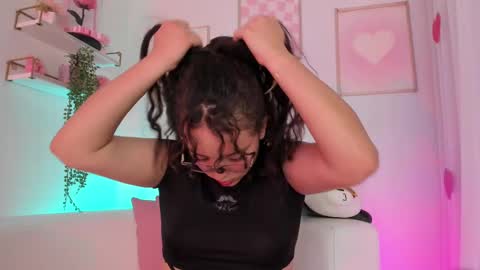 Snapshot of aurora_aaa chatting on March 2025 08:42:02 PM Aurora online show from March 2025 08:42:02 PM