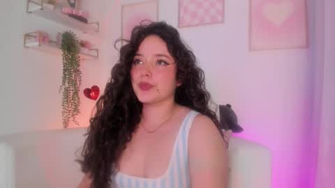 Snapshot of aurora_aaa chatting on November 2025 11:04:02 PM Aurora online show from November 2025 11:04:02 PM