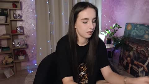 Aurora online show from December 2024 03:21:02 PM