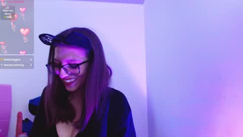Snapshot of aurora_blossom__ chatting on January 2025 03:32:01 PM Aurora online show from January 2025 03:32:01 PM